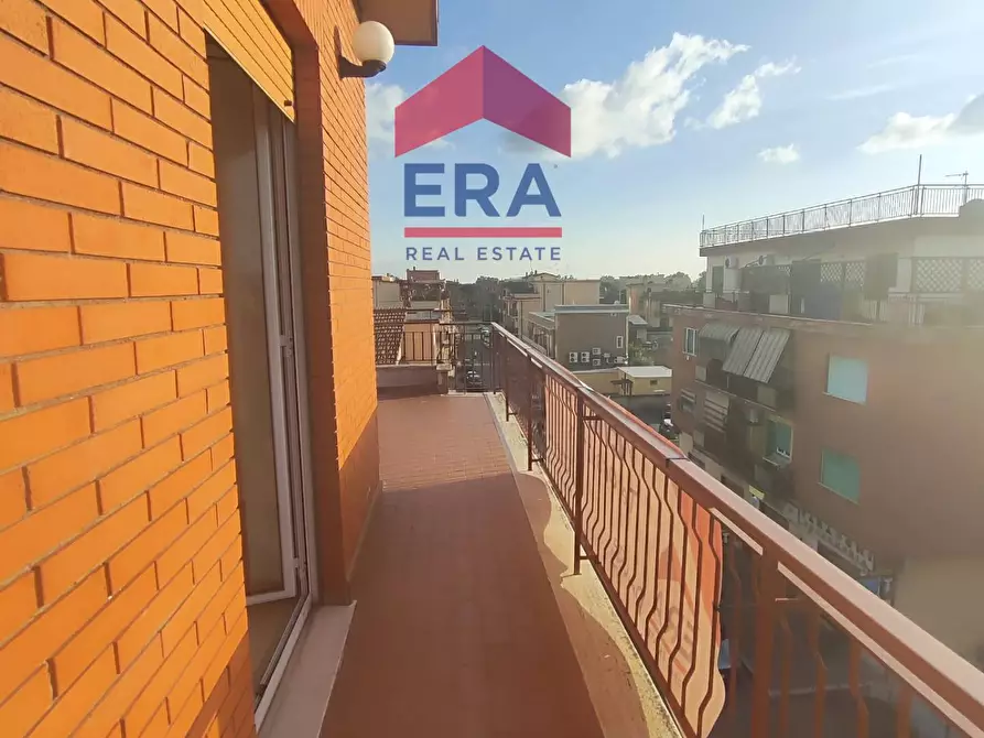 Immagine 8 di Appartamento in vendita  in Via Francesco Donati 64 a Roma