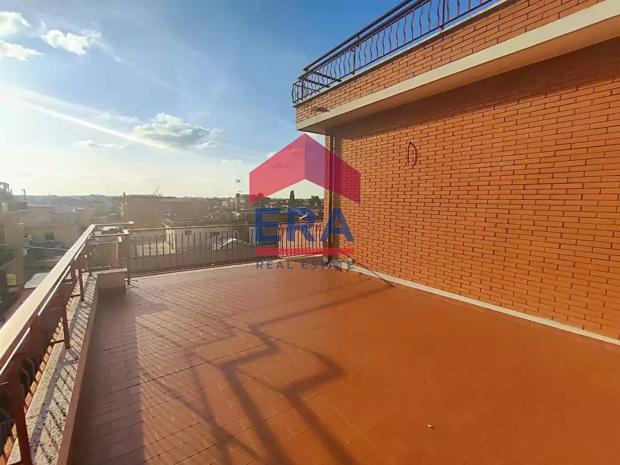 Immagine 10 di Appartamento in vendita  in Via Francesco Donati 64 a Roma