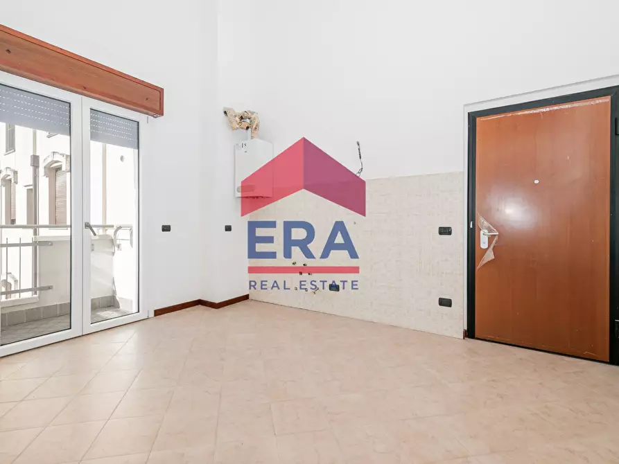 Immagine 2 di Appartamento in vendita  in Via Luigi Pomini 31 a Castellanza