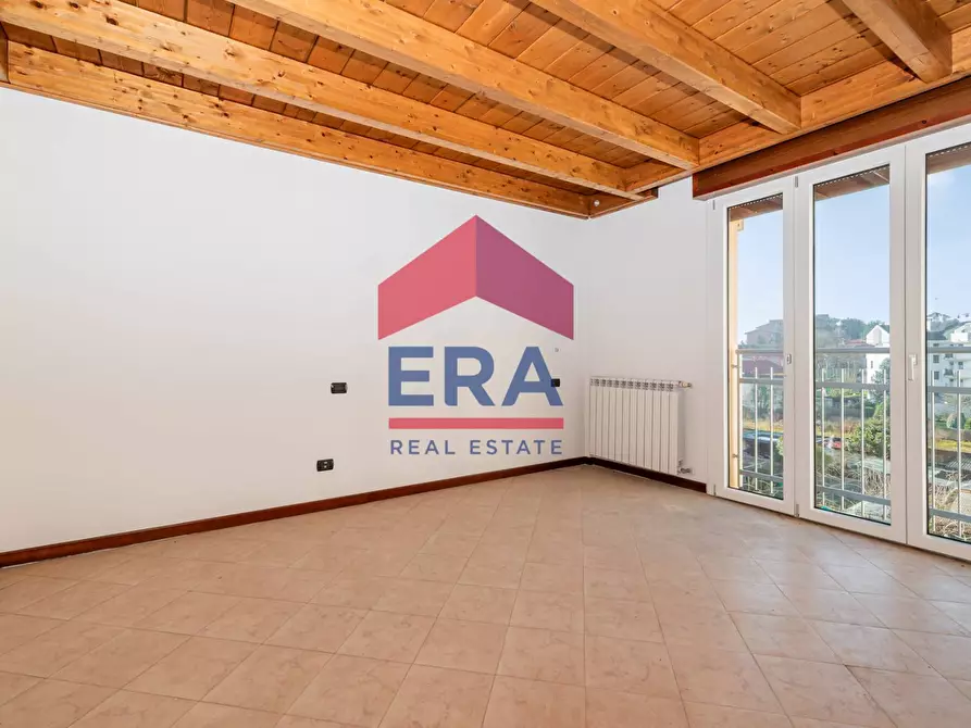 Immagine 10 di Appartamento in vendita  in Via Luigi Pomini 31 a Castellanza