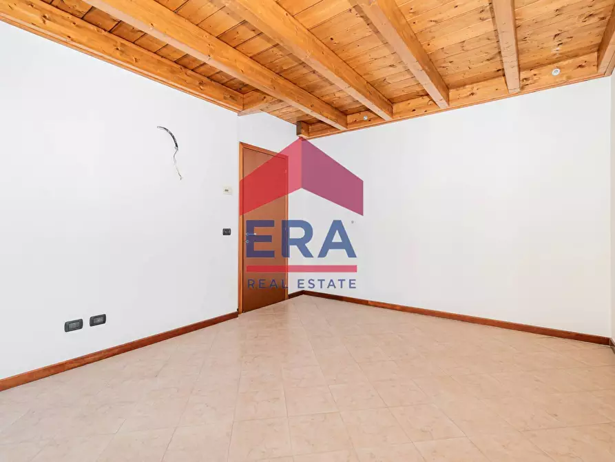 Immagine 14 di Appartamento in vendita  in Via Luigi Pomini 31 a Castellanza