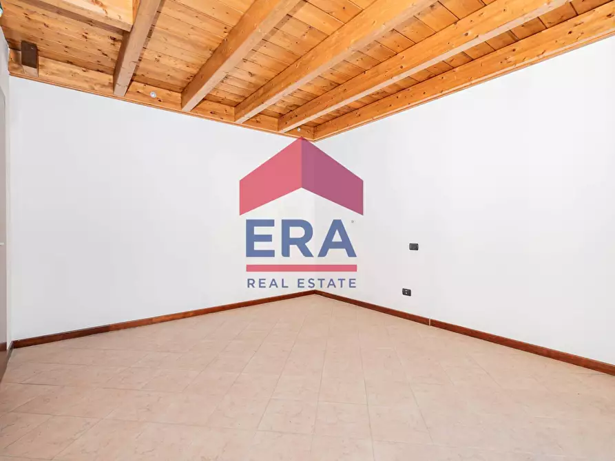 Immagine 16 di Appartamento in vendita  in Via Luigi Pomini 31 a Castellanza