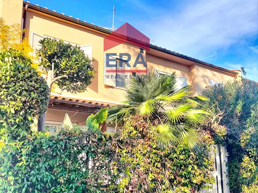 Immagine 1 di Villetta a schiera in vendita  in Via Gabriele Malagrida 11 a Roma