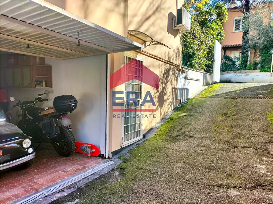 Immagine 32 di Villetta a schiera in vendita  in Via Gabriele Malagrida 11 a Roma