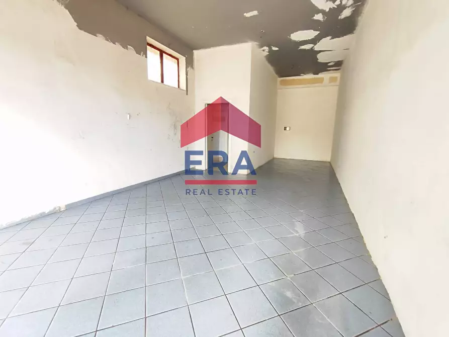 Immagine 7 di Negozio in affitto  in Via Ippolito Desideri 78 a Roma