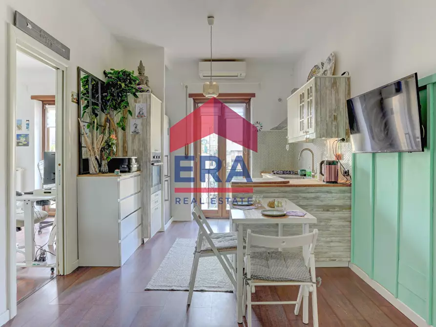 Immagine 7 di Appartamento in vendita  in Via Capo Palinuro 9 a Roma