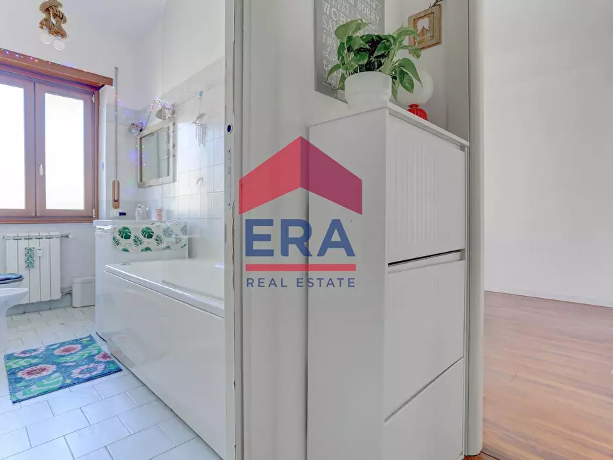 Immagine 11 di Appartamento in vendita  in Via Capo Palinuro 9 a Roma