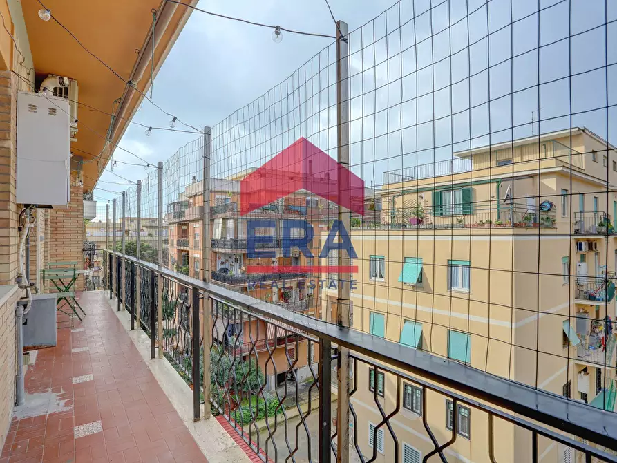 Immagine 18 di Appartamento in vendita  in Via Capo Palinuro 9 a Roma