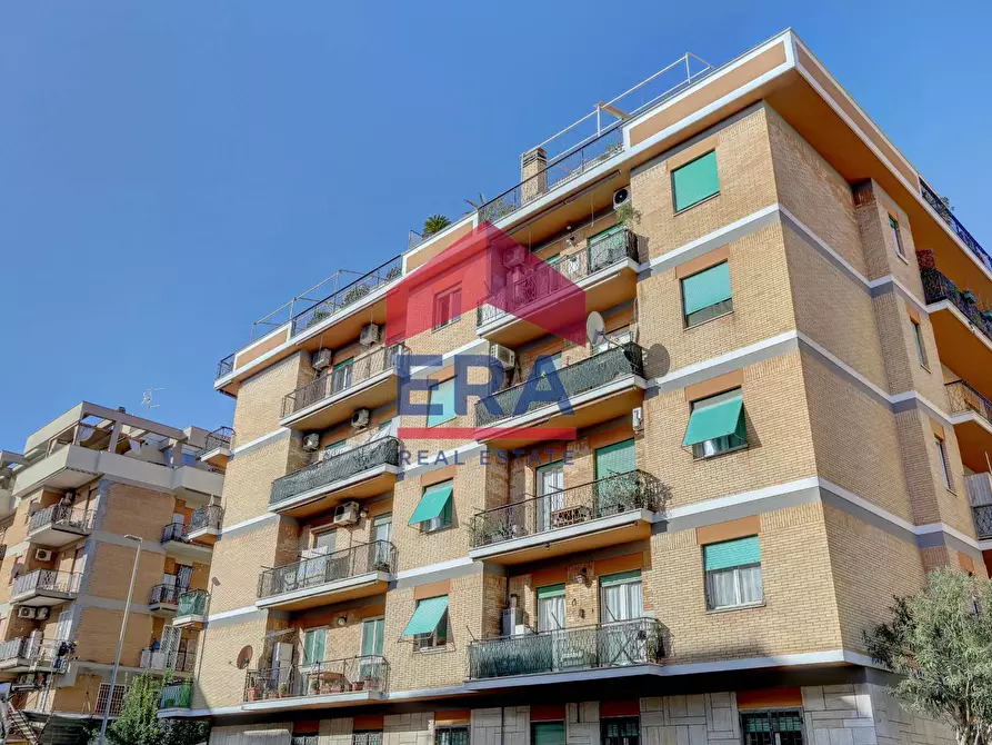 Immagine 23 di Appartamento in vendita  in Via Capo Palinuro 9 a Roma