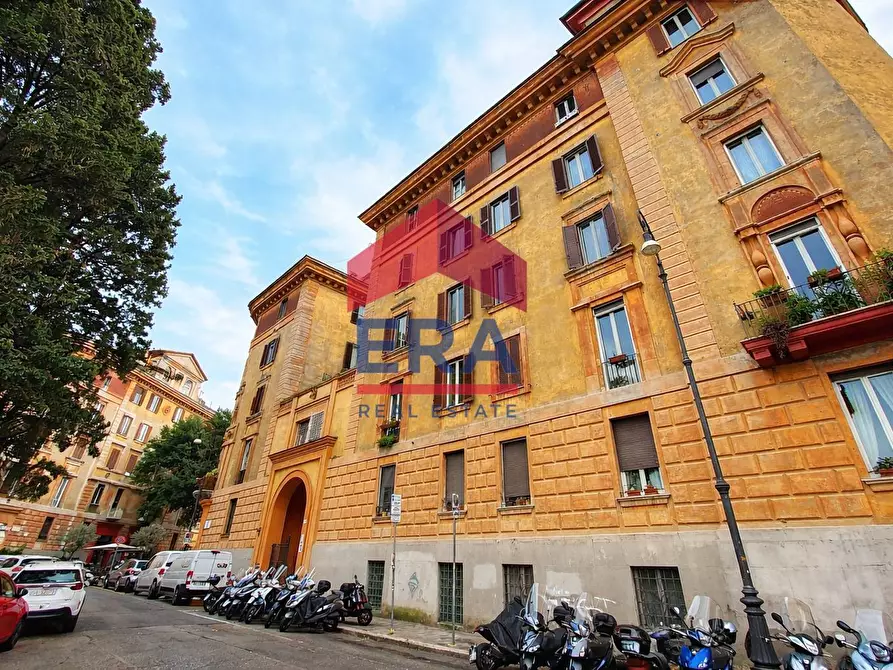 Immagine 1 di Appartamento in vendita  in Piazza Melozzo da Forlì 4 a Roma