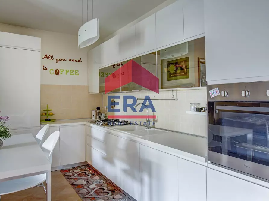 Immagine 9 di Appartamento in vendita  in via Agostino Depretis 6 a Pomezia