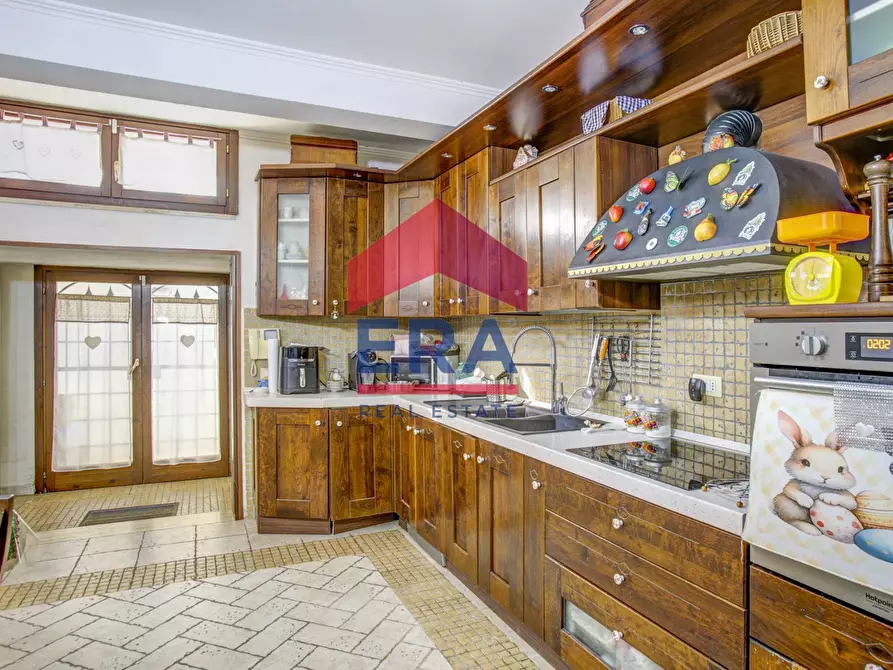 Immagine 11 di Villa in vendita  in Via di Pratica di Mare 62 a Ardea