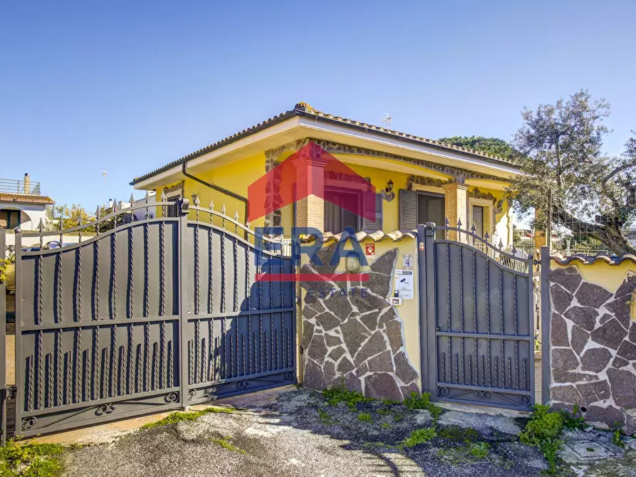 Immagine 27 di Villa in vendita  in Via di Pratica di Mare 62 a Ardea