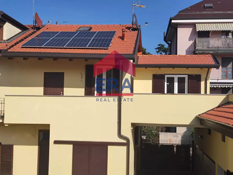 Immagine 12 di Appartamento in vendita  in Via Alessandro Volta 14 a Rho