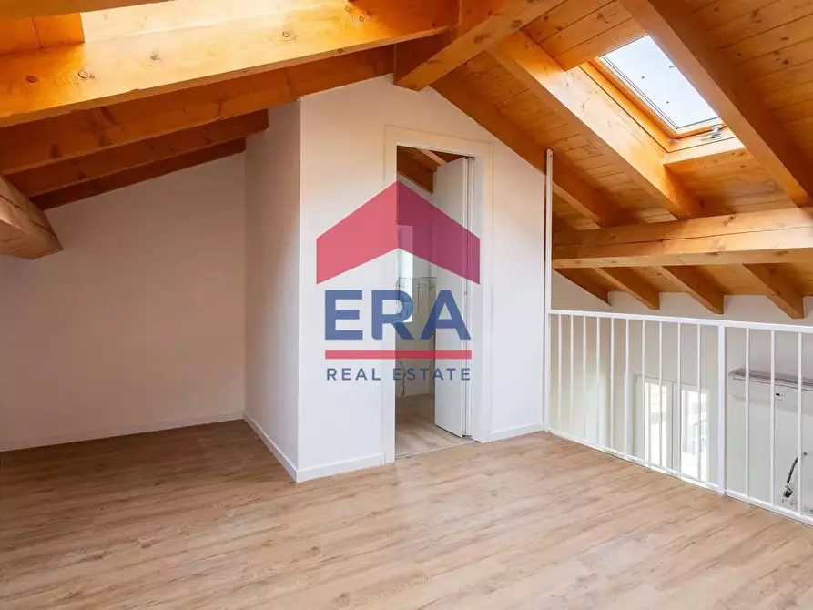 Immagine 25 di Appartamento in vendita  in Via Alessandro Volta 14 a Rho