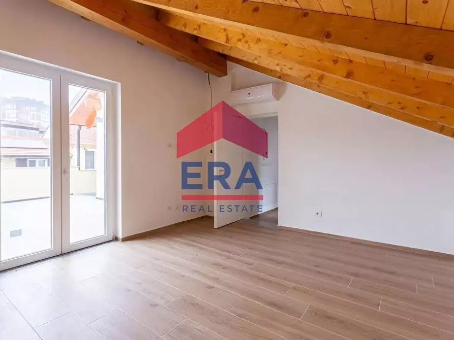 Immagine 26 di Appartamento in vendita  in Via Alessandro Volta 14 a Rho