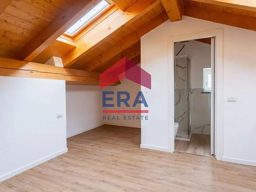 Immagine 27 di Appartamento in vendita  in Via Alessandro Volta 14 a Rho