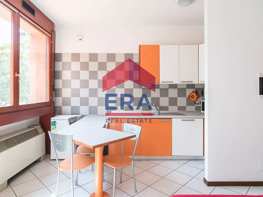 Immagine 5 di Appartamento in vendita  in Piazza dei Daini 4 a Milano