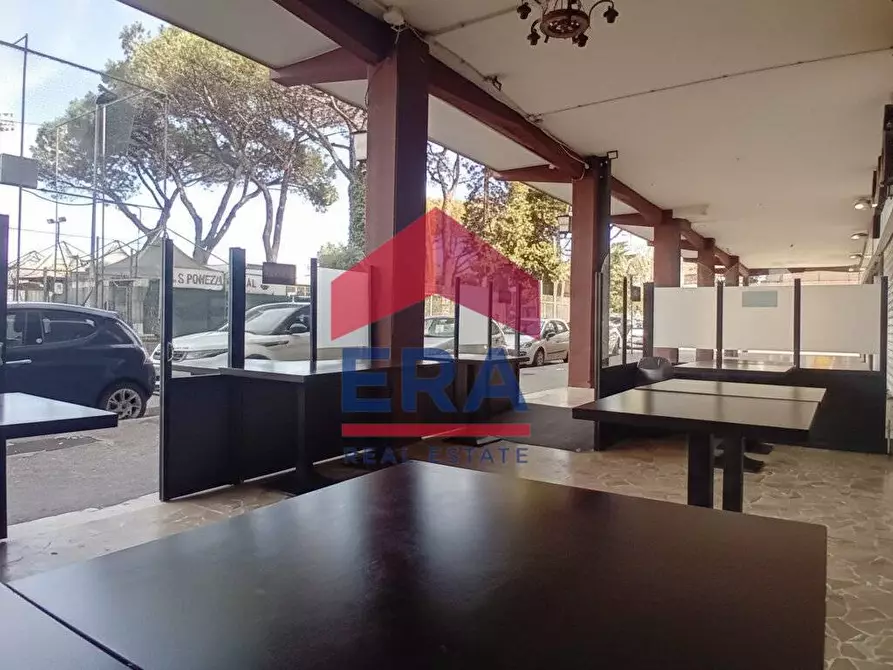 Immagine 2 di Attività commerciale in vendita  in Via Varrone 25 a Pomezia