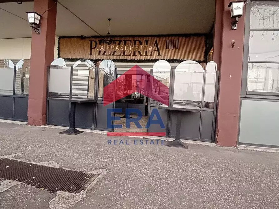 Immagine 4 di Attività commerciale in vendita  in Via Varrone 25 a Pomezia
