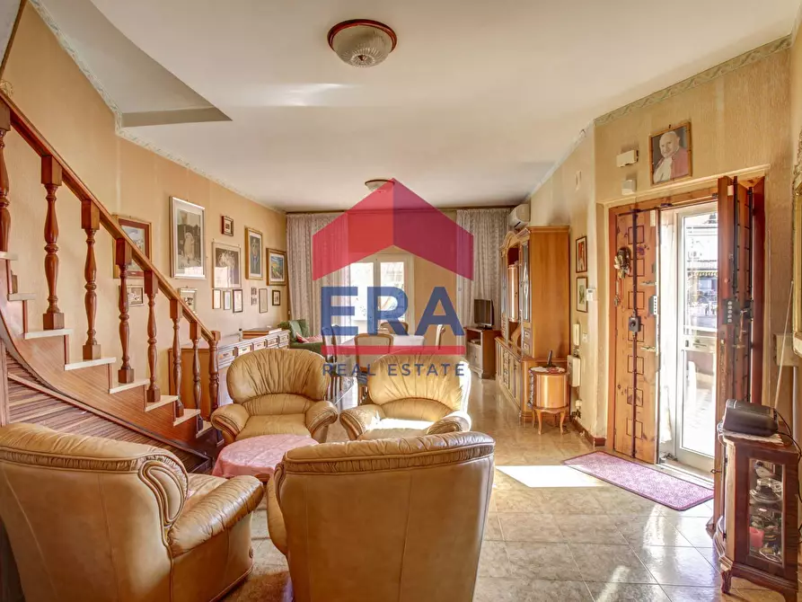 Immagine 5 di Villa in vendita  in Via Del Fosso Di Tor Pagnotta 109 a Roma