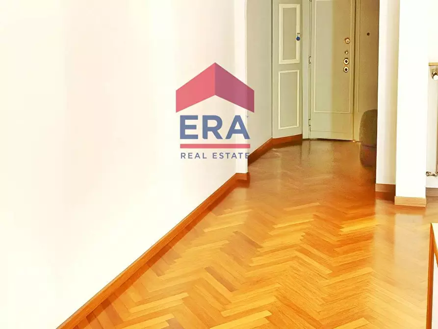 Immagine 3 di Appartamento in vendita  in Viale Gorizia a Roma