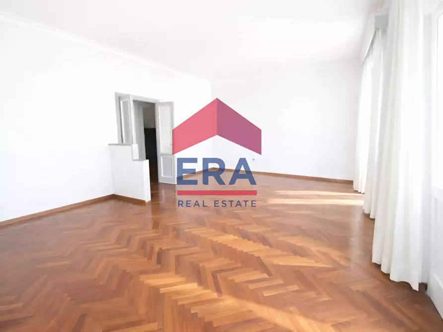 Immagine 4 di Appartamento in vendita  in Viale Gorizia a Roma