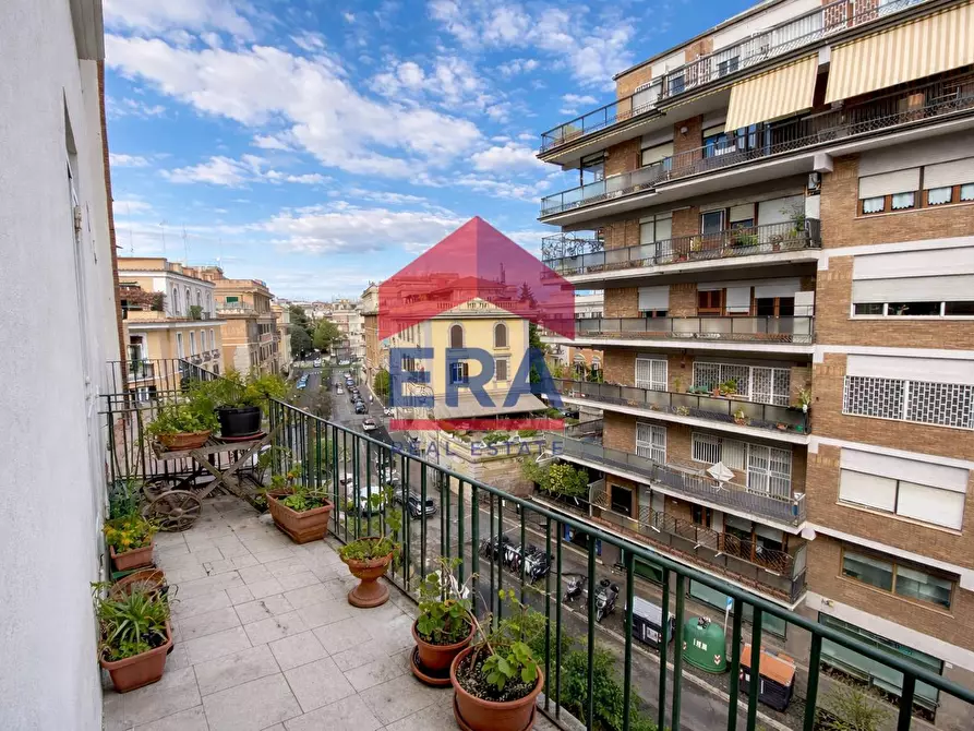 Immagine 9 di Appartamento in vendita  in Viale Gorizia a Roma