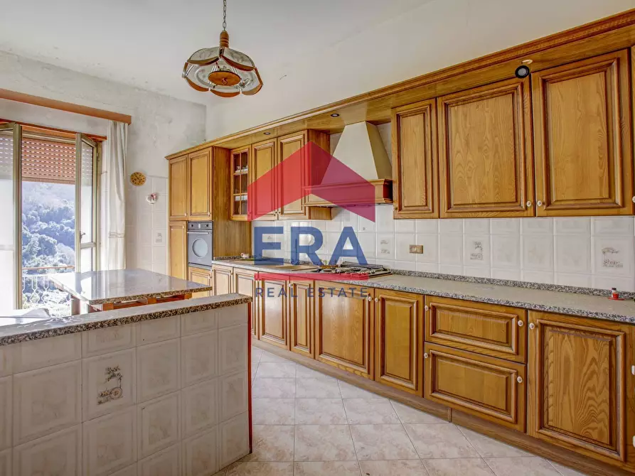 Immagine 12 di Villa in vendita  in Strada Nuova 116 a Ariccia