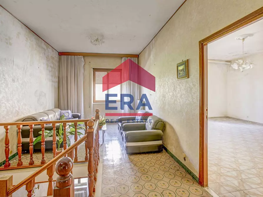 Immagine 21 di Villa in vendita  in Strada Nuova 116 a Ariccia