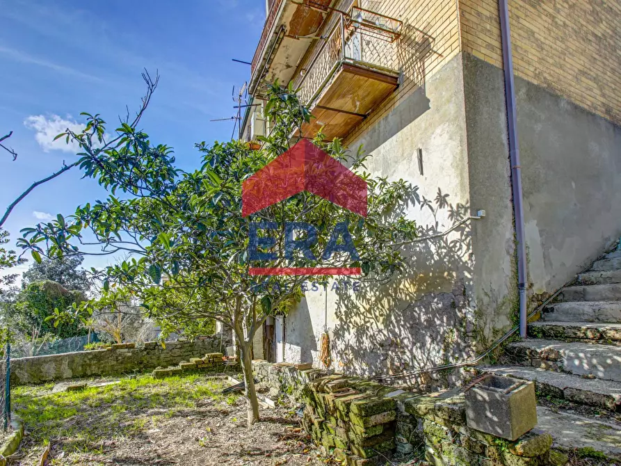 Immagine 30 di Villa in vendita  in Strada Nuova 116 a Ariccia