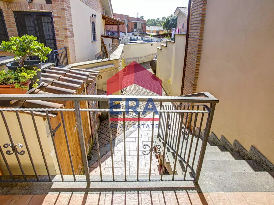 Immagine 6 di Villetta a schiera in vendita  in Via Cremosano a Roma