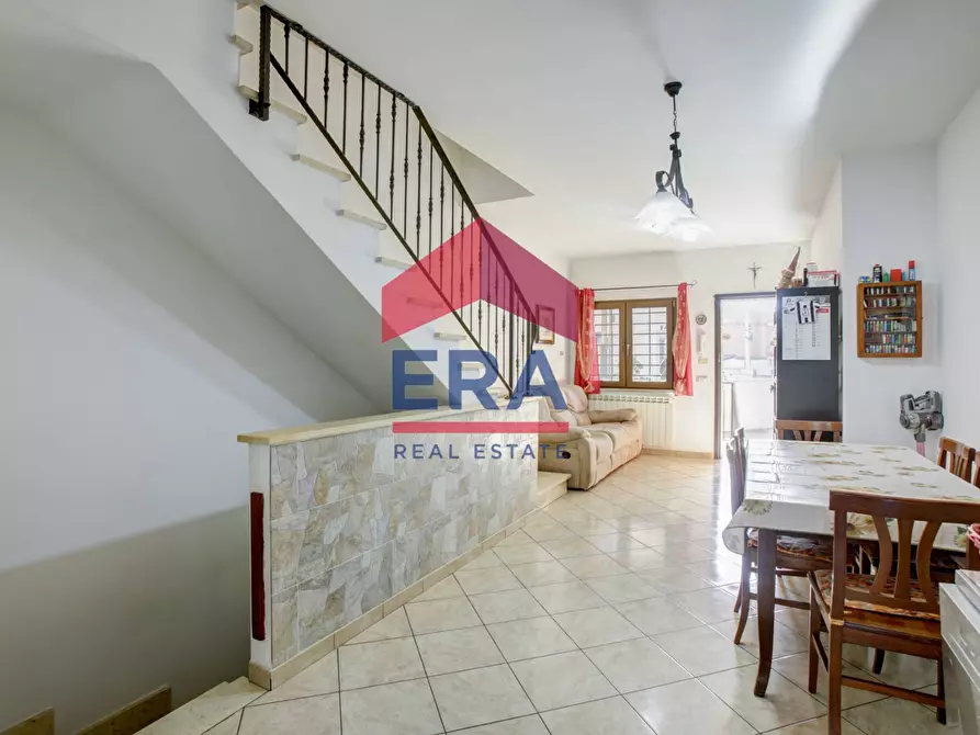 Immagine 16 di Villetta a schiera in vendita  in Via Cremosano a Roma