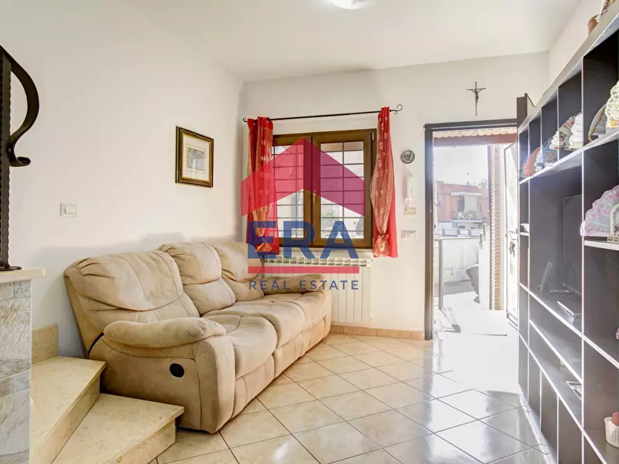 Immagine 17 di Villetta a schiera in vendita  in Via Cremosano a Roma