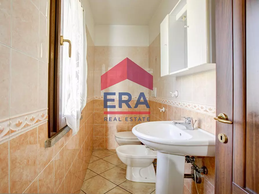 Immagine 18 di Villetta a schiera in vendita  in Via Cremosano a Roma