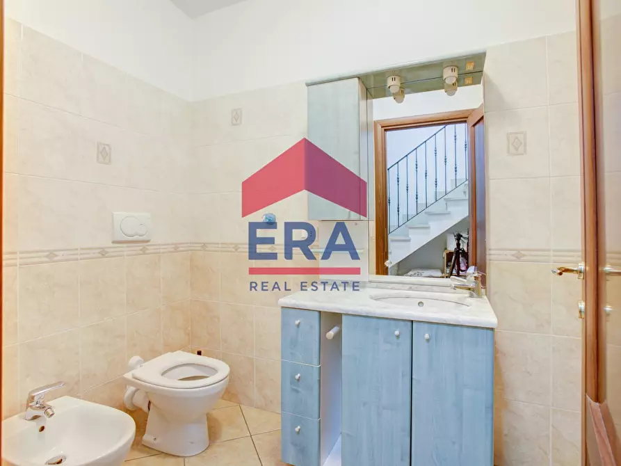 Immagine 24 di Villetta a schiera in vendita  in Via Cremosano a Roma