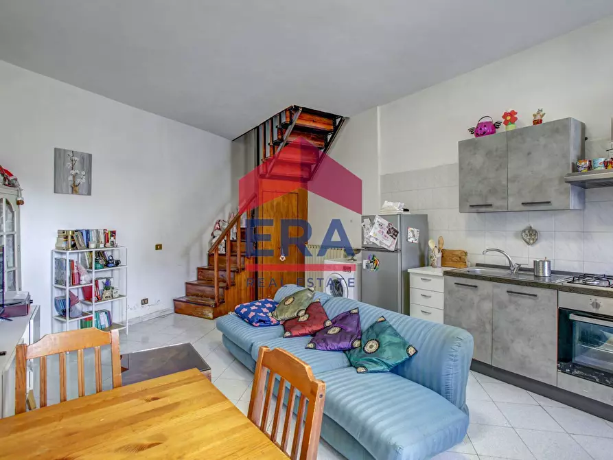 Immagine 1 di Appartamento in vendita  in Via Fosso di Tor Pagnotta 109 a Roma