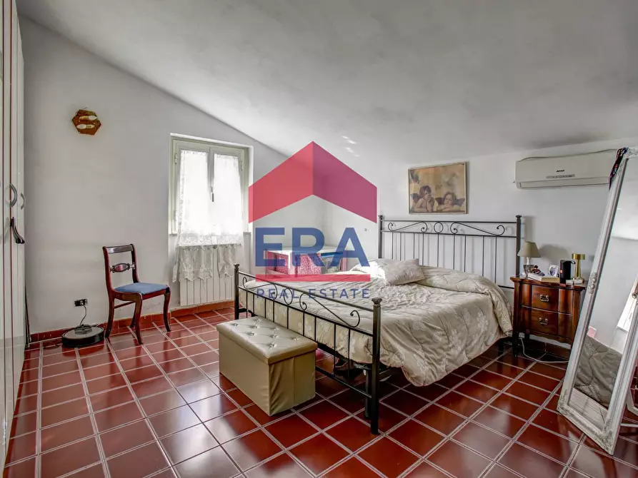 Immagine 4 di Appartamento in vendita  in Via Fosso di Tor Pagnotta 109 a Roma