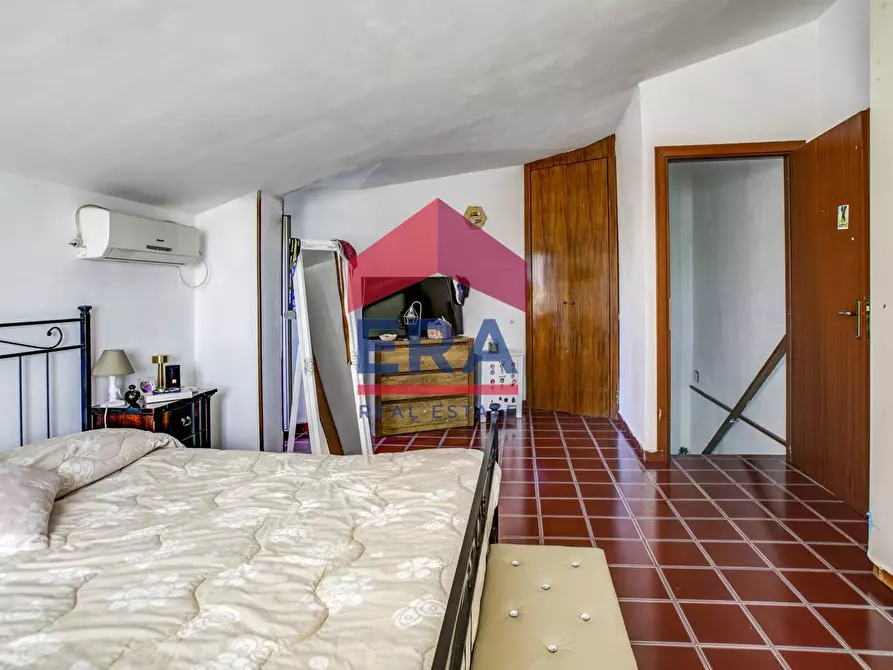 Immagine 5 di Appartamento in vendita  in Via Fosso di Tor Pagnotta 109 a Roma