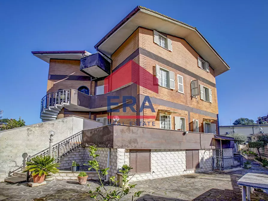 Immagine 8 di Appartamento in vendita  in Via Fosso di Tor Pagnotta 109 a Roma