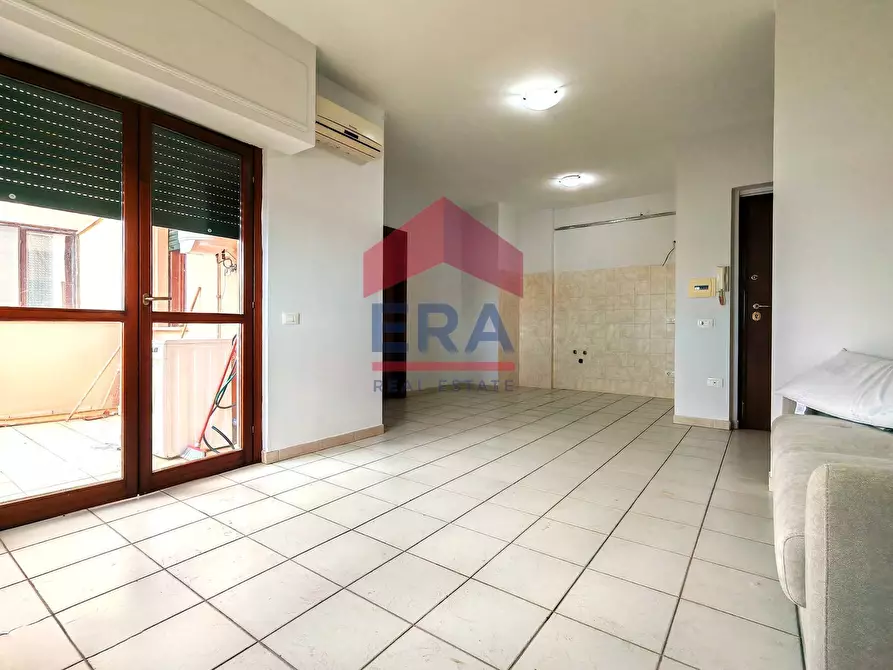 Immagine 10 di Appartamento in vendita  in Via Taglio delle Cinque Miglia 11 a Nettuno