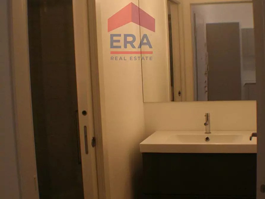 Immagine 28 di Appartamento in affitto  in vVIALE  BLIGNY 47 a Milano