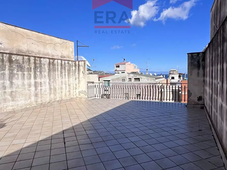 Immagine 25 di Casa semindipendente in vendita  in via Giovanni Calabrò 53 a Giardini-Naxos