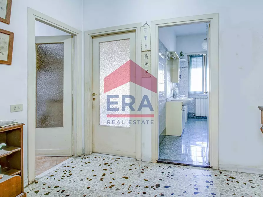 Immagine 7 di Appartamento in vendita  in Viale Danimarca 48 a Pomezia