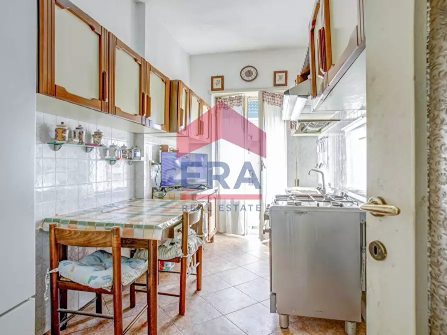 Immagine 9 di Appartamento in vendita  in Viale Danimarca 48 a Pomezia