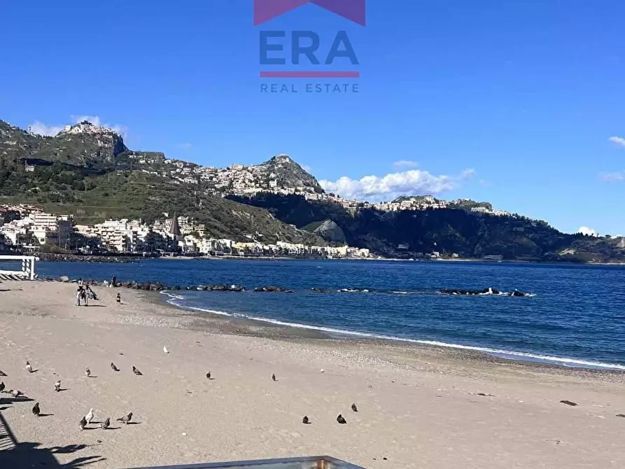 Immagine 4 di Casa semindipendente in vendita  in via Giovanni Calabrò 53 a Giardini-Naxos