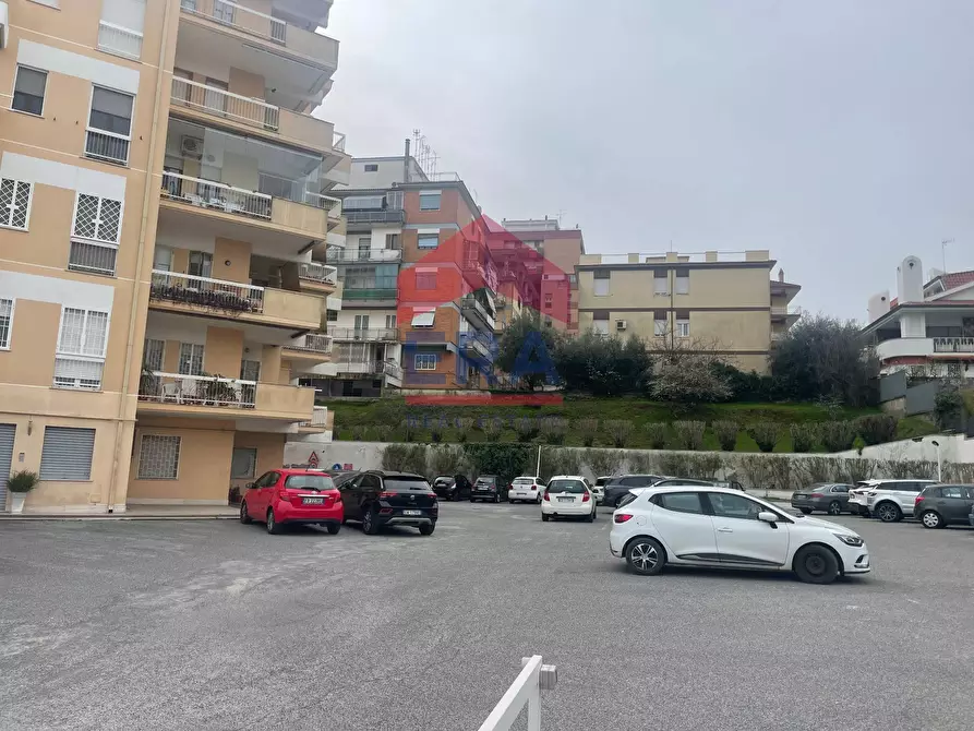 Immagine 3 di Ufficio in vendita  in Via della Tecnica a Pomezia