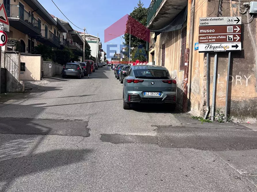 Immagine 18 di Locale commerciale in vendita  in via san giuliano 26 a Trecastagni