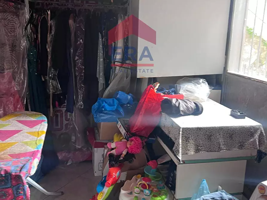 Immagine 10 di Locale commerciale in vendita  in corso sicilia 2 a Trecastagni