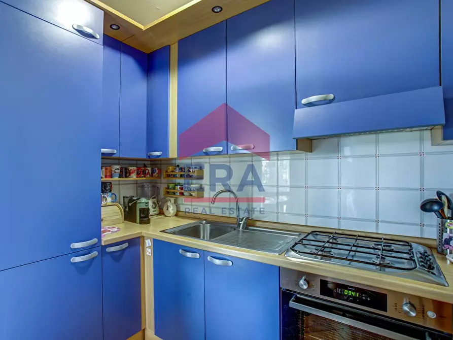 Immagine 5 di Attico in vendita  in Via Catilina 6 a Pomezia